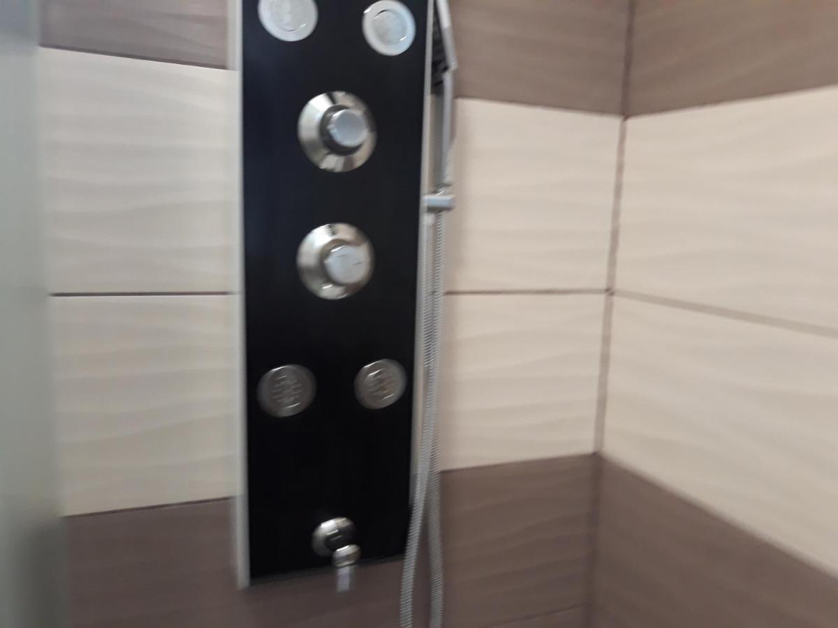 Andi Apartman Pacir Exteriér fotografie