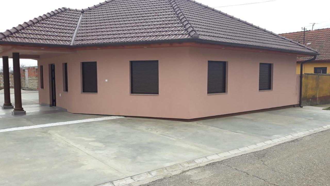 Andi Apartman Pacir Exteriér fotografie